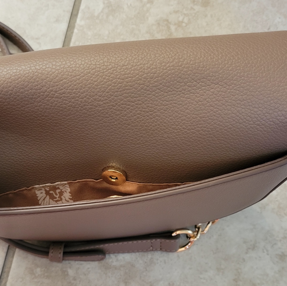 Anne Klein Handbag - Picture 4 of 4